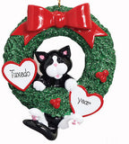 TUXEDO CAT IN GREEN WREATH ORNAMENT / MY PERSONALIZED ORNAMENTS